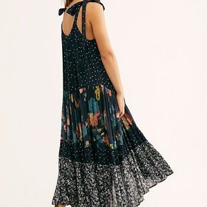 Free People Bare it all Maxi black combo